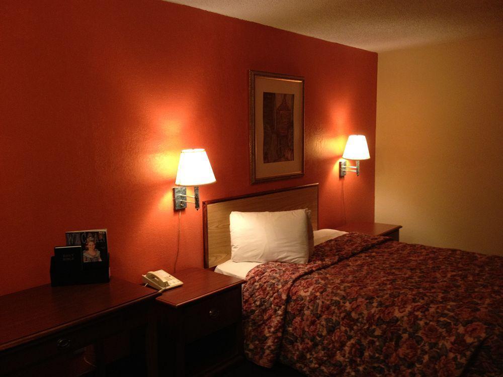 Delta Inn Уако Екстериор снимка
