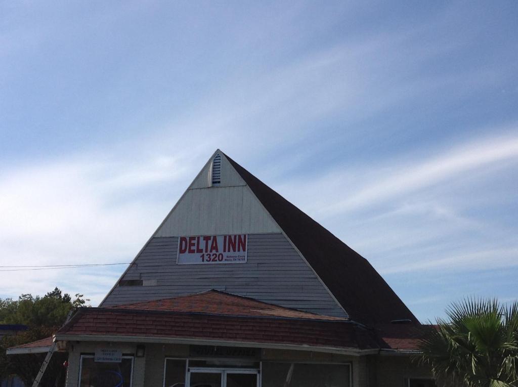 Delta Inn Уако Екстериор снимка